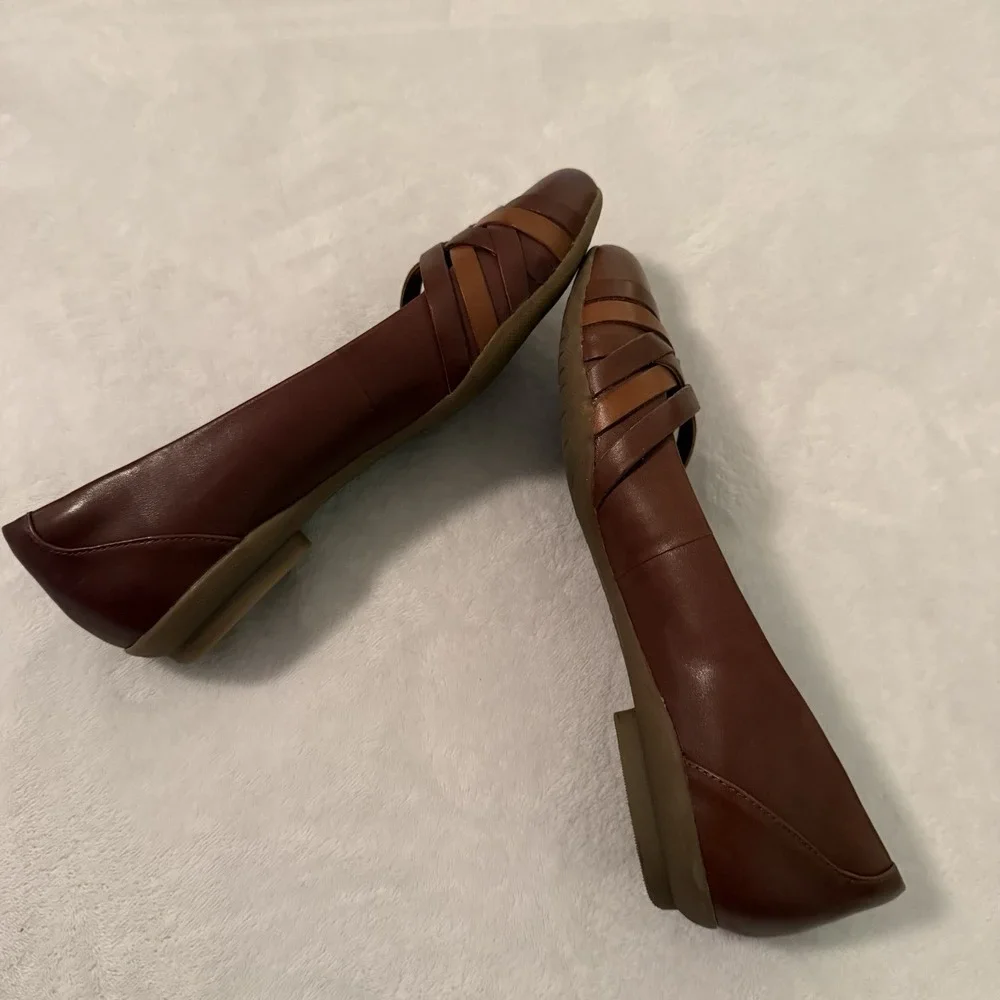 Clarks Sara Clover‎ Mahogany Brown Leather Woven Comfort Flats Women's Size 7.5M